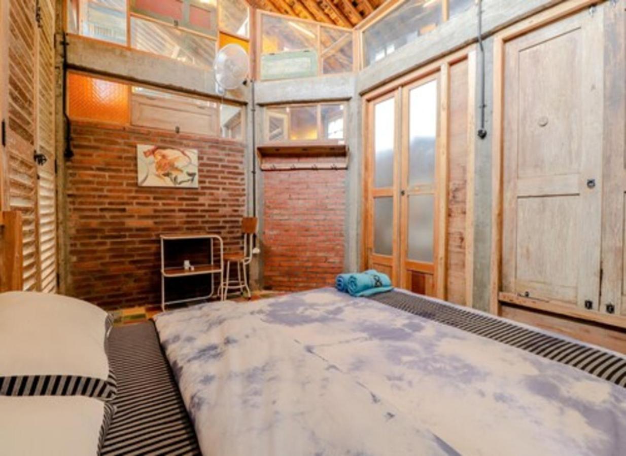 Lorong Homestay Bantul Exterior foto